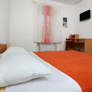  Apartment Apartman Bacvice