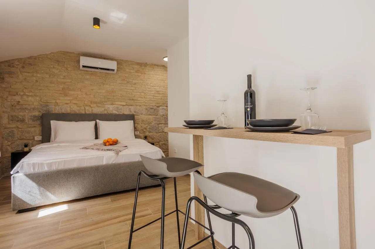 Apartments Piritus Split